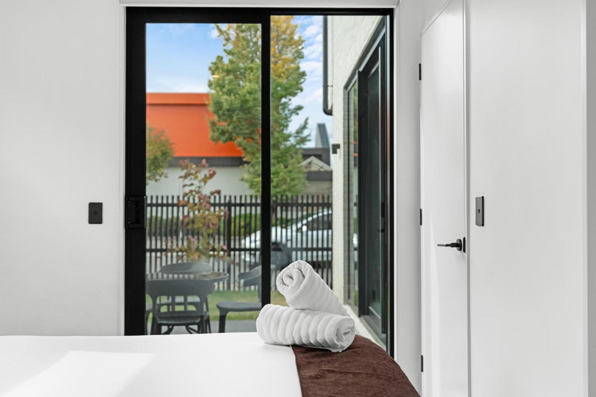 Deluxe Downtown Residence 3 Bed 3 Bath ไครสต์เชิร์ช ภายนอก รูปภาพ