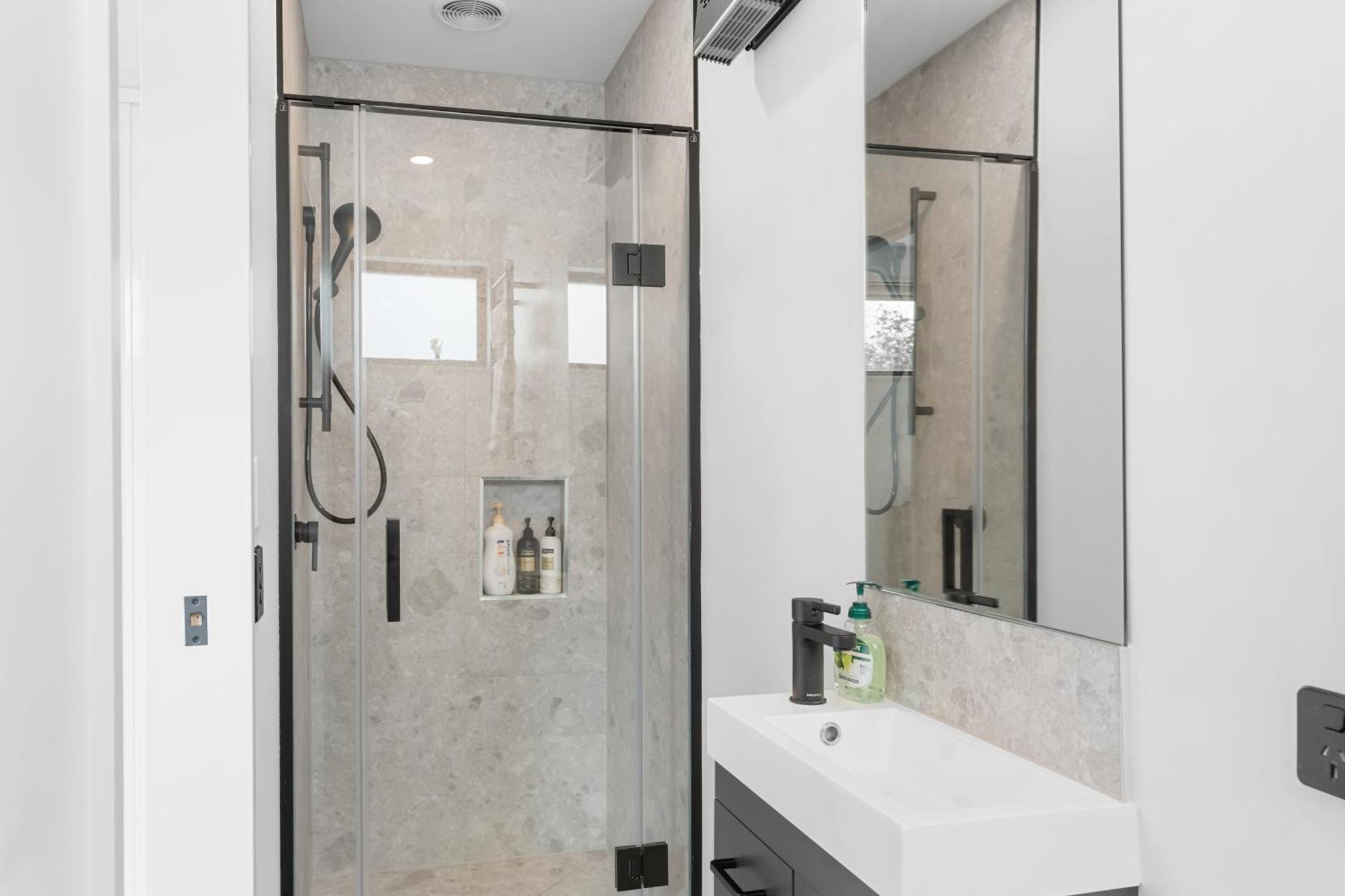 Deluxe Downtown Residence 3 Bed 3 Bath ไครสต์เชิร์ช ภายนอก รูปภาพ